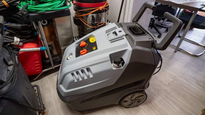 Nos appareils de nettoyage pour toutes surfaces à Étampes