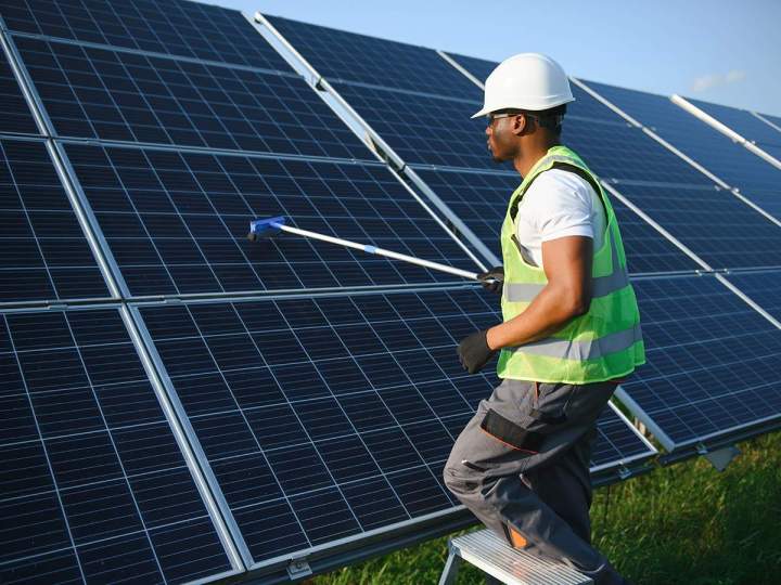 Nettoyage panneau solaire Étampes